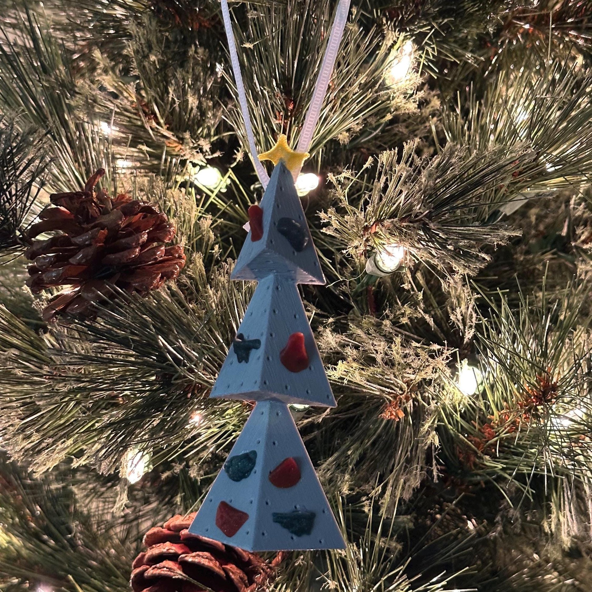 Volume Christmas Tree - Ornament